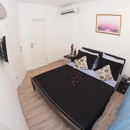 Pensionat Room Dora Varos Split
